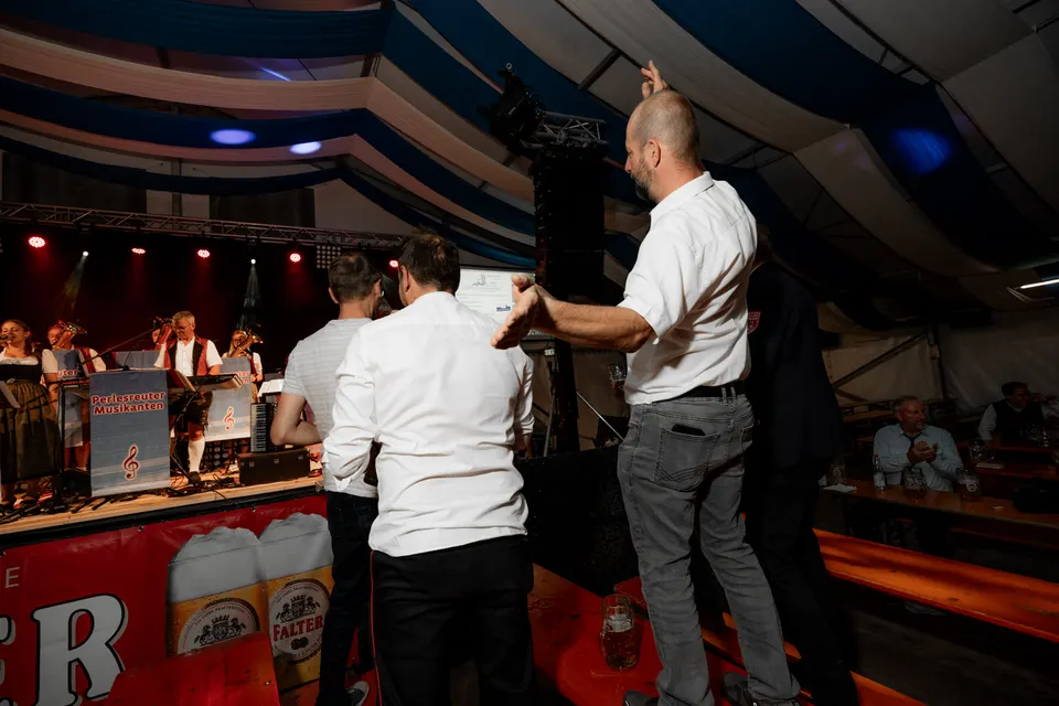Gründungsfest FF Niederperlesreut - Samstag – Foto 668 von 730