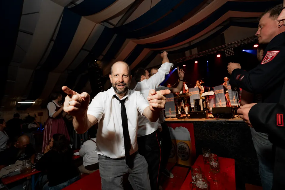 Gründungsfest FF Niederperlesreut - Samstag – Foto 672 von 730