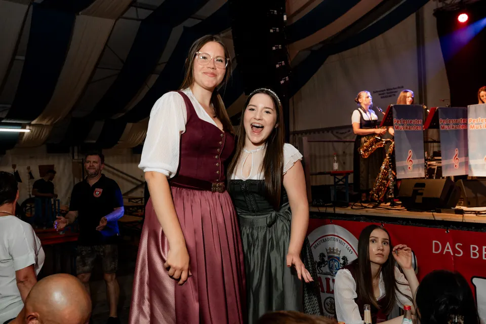 Gründungsfest FF Niederperlesreut - Samstag – Foto 676 von 730