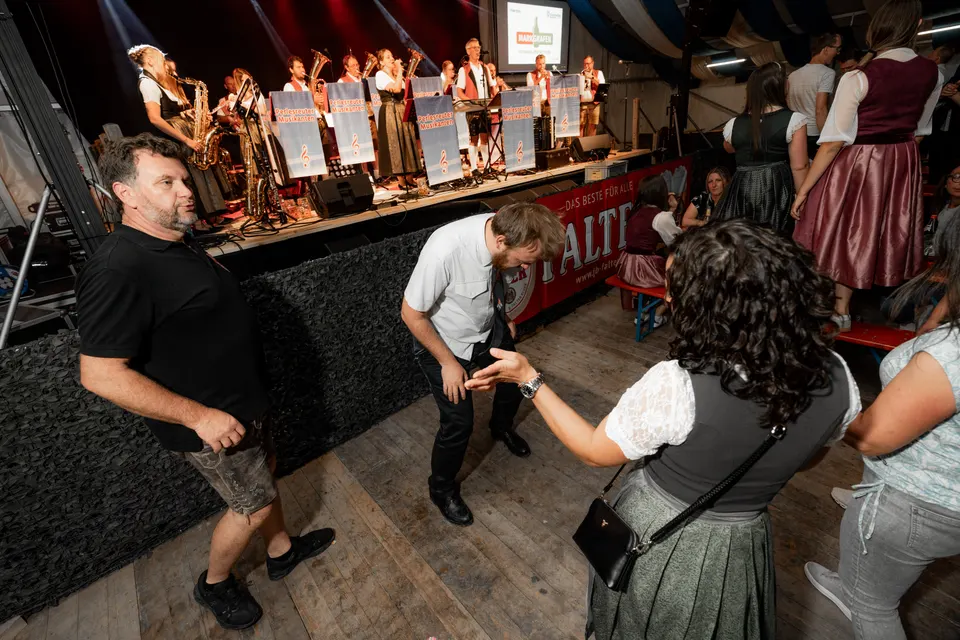 Gründungsfest FF Niederperlesreut - Samstag – Foto 687 von 730