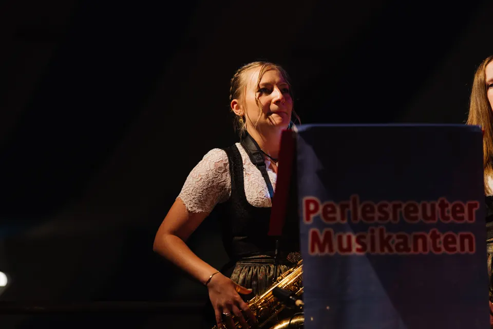 Gründungsfest FF Niederperlesreut - Samstag – Foto 697 von 730