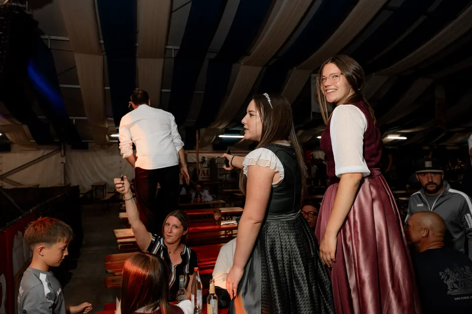 Gründungsfest FF Niederperlesreut - Samstag – Foto 714 von 730