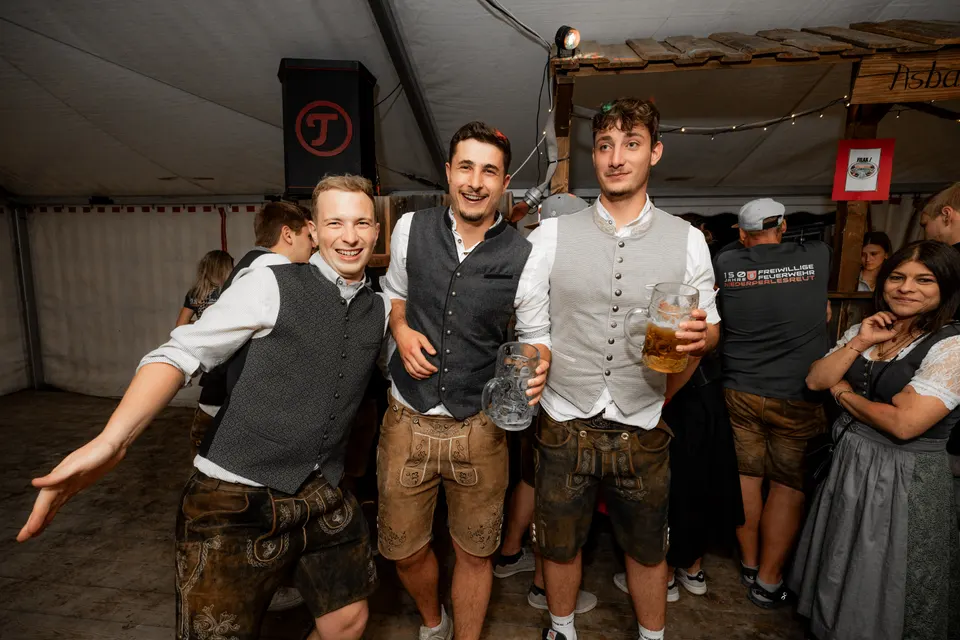Gründungsfest FF Niederperlesreut - Samstag – Foto 720 von 730